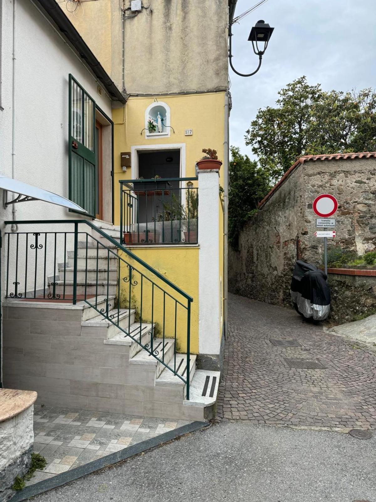مبيت وإفطار سيلي ليجور Casa Graziella المظهر الخارجي الصورة